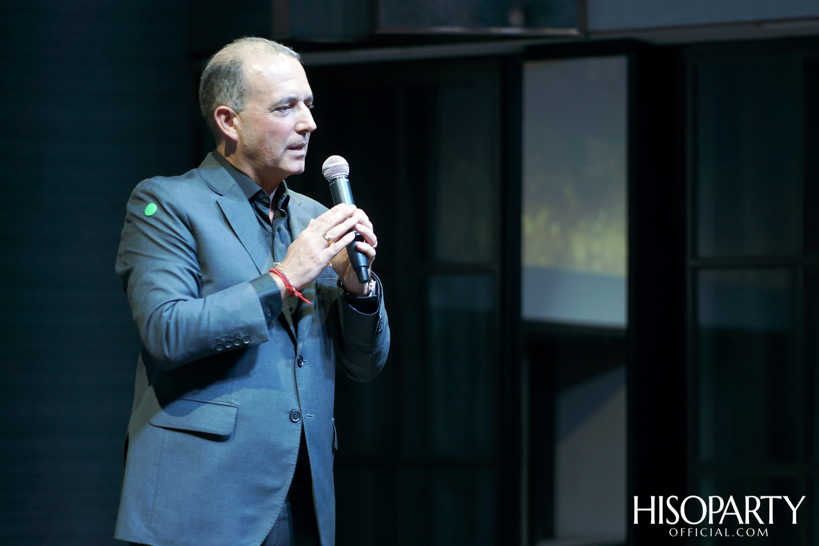 โรงแรมวี กรุงเทพฯ ทุ่มงบปรับโฉม ครั้งใหม่ พร้อมก่อนใคร ใหม่กว่าเดิม