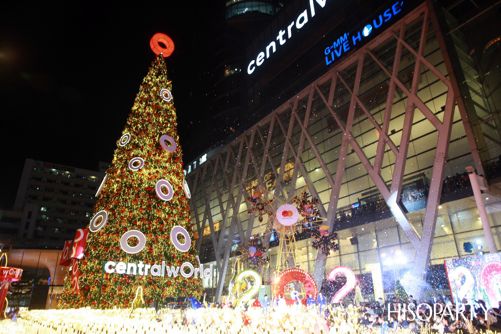 wOrld Of happiness 2021 at centralwOrld