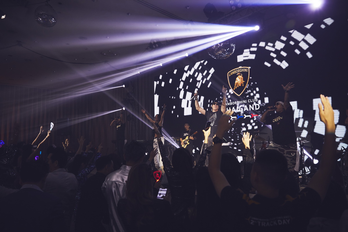 LAMBORGHINI NIGHT รวมพลสาวกกระทิงดุร่วมเฉลิมฉลองเทศกาลแห่งความสุขส่งท้ายปี