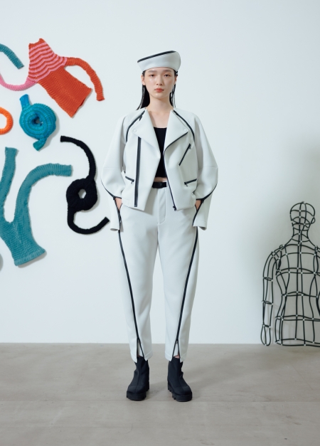 UNPACK THE COMPACT คอลเลกชั่นประจำฤดูใบไม้ผลิ-ฤดูร้อน 2021 จาก ISSEY MIYAKE 