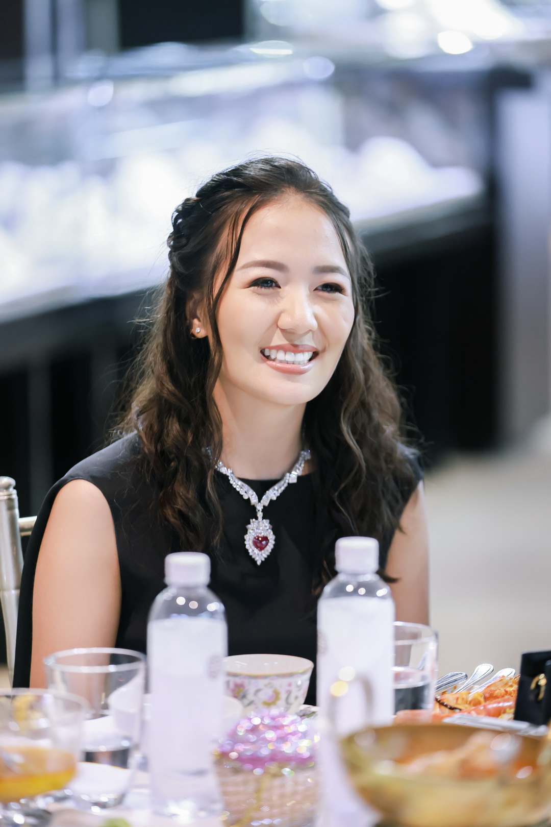 HISOPARTY X BEAUTY GEMS เนรมิตร The Glass House จัดเอ็กซ์คลูซีฟดินเนอร์  ท่ามกลางความงดงามของเครื่องประดับเพชร