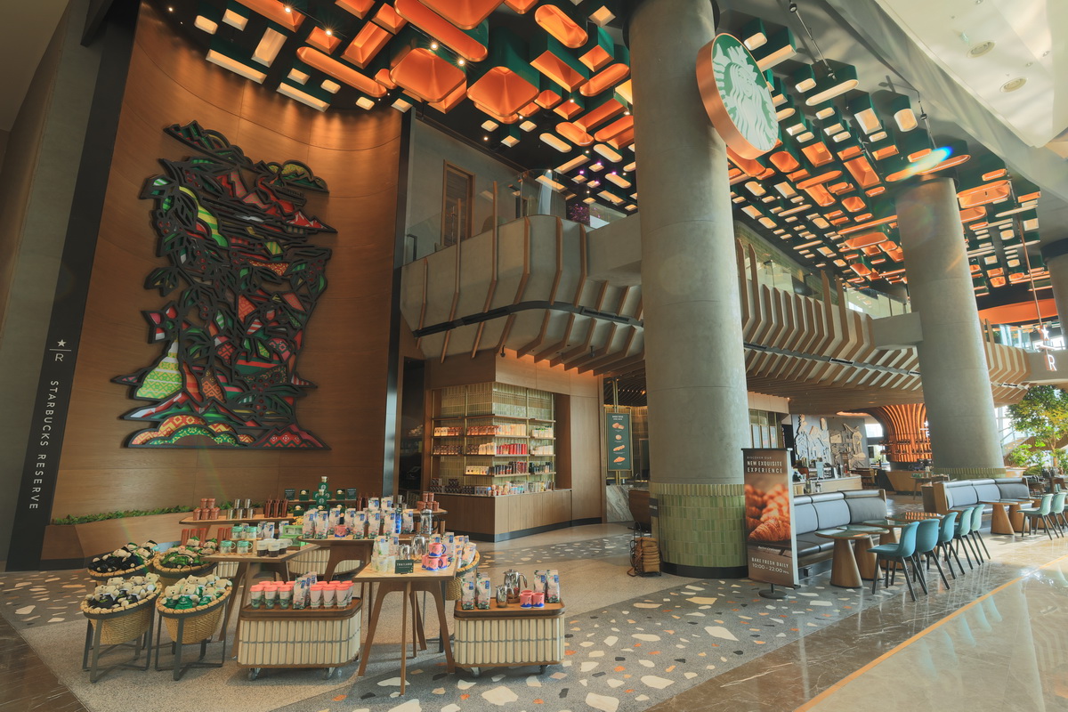 Starbucks Reserve Chao Phraya Riverfront @ICONSIAM