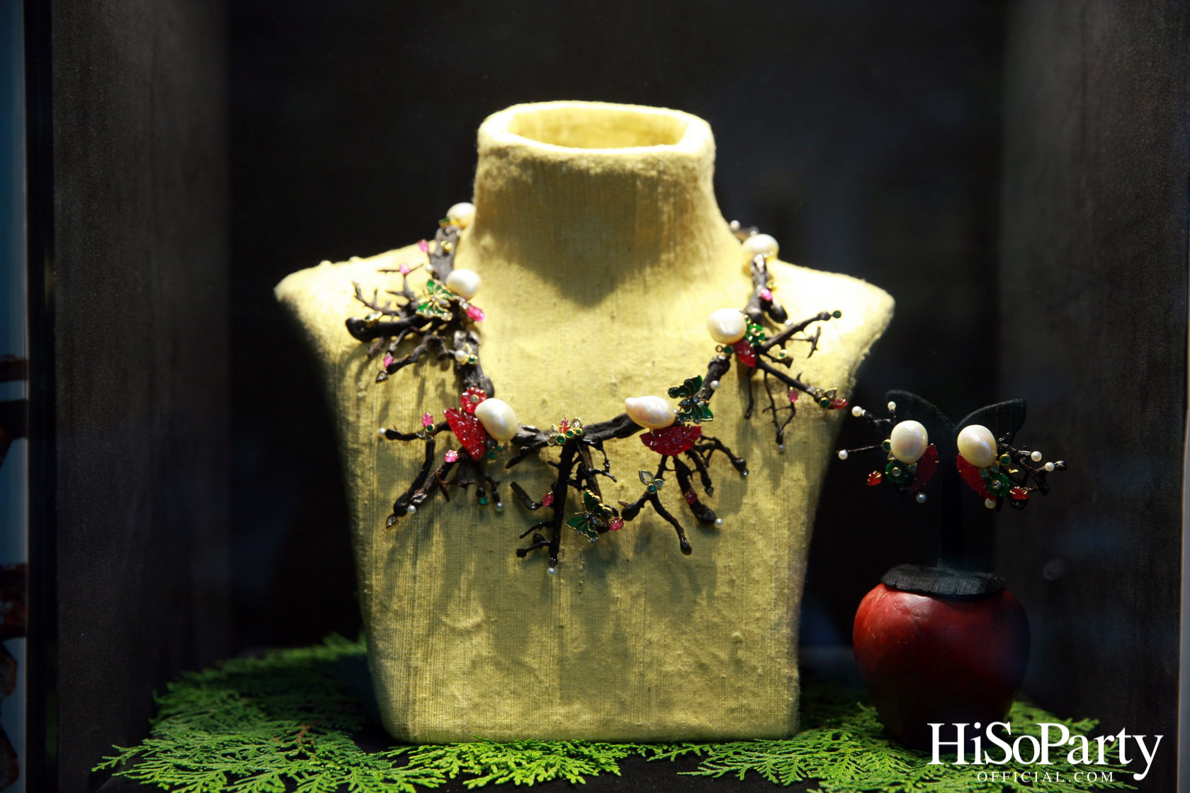 HiSoParty X Lotus Arts de Vivre