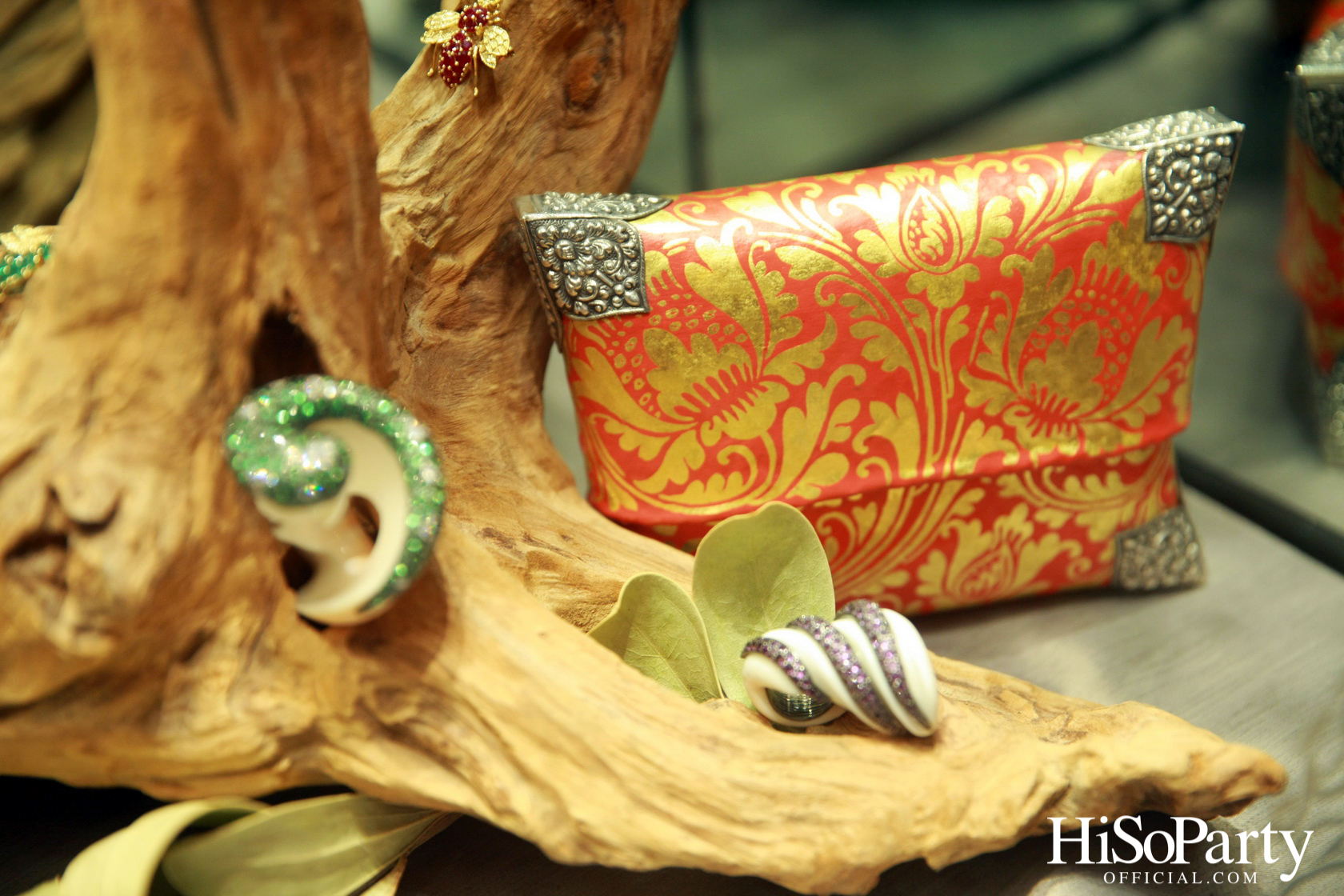 HiSoParty X Lotus Arts de Vivre