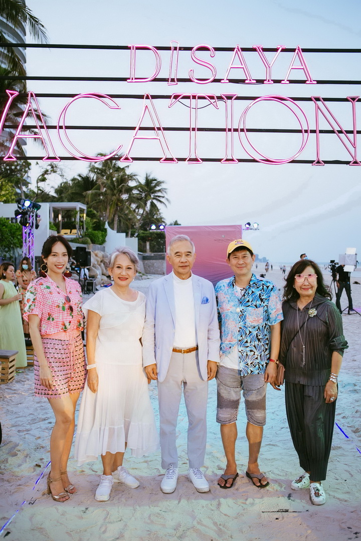 Disaya Vacationist เนรมิตสีสันแห่งบราซิลมาไว้บนชายหาดหัวหิน