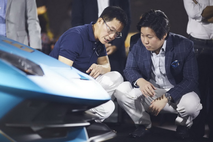 งานฉลองรับรถ Aventador SVJ Roadster 63