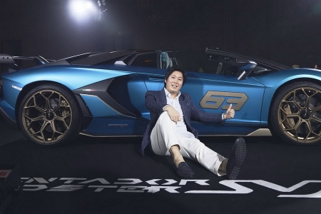 งานฉลองรับรถ Aventador SVJ Roadster 63