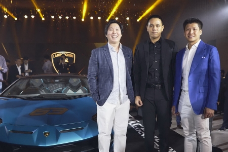 งานฉลองรับรถ Aventador SVJ Roadster 63