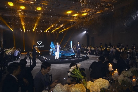 งานฉลองรับรถ Aventador SVJ Roadster 63