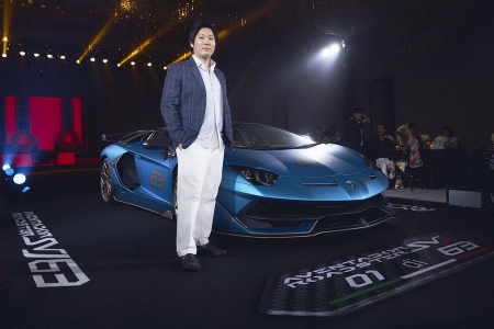 งานฉลองรับรถ Aventador SVJ Roadster 63