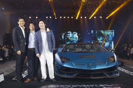 งานฉลองรับรถ Aventador SVJ Roadster 63