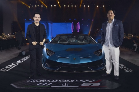 งานฉลองรับรถ Aventador SVJ Roadster 63