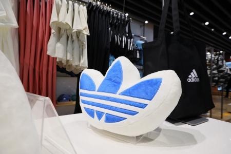 adidas Brand Center Siam Square One