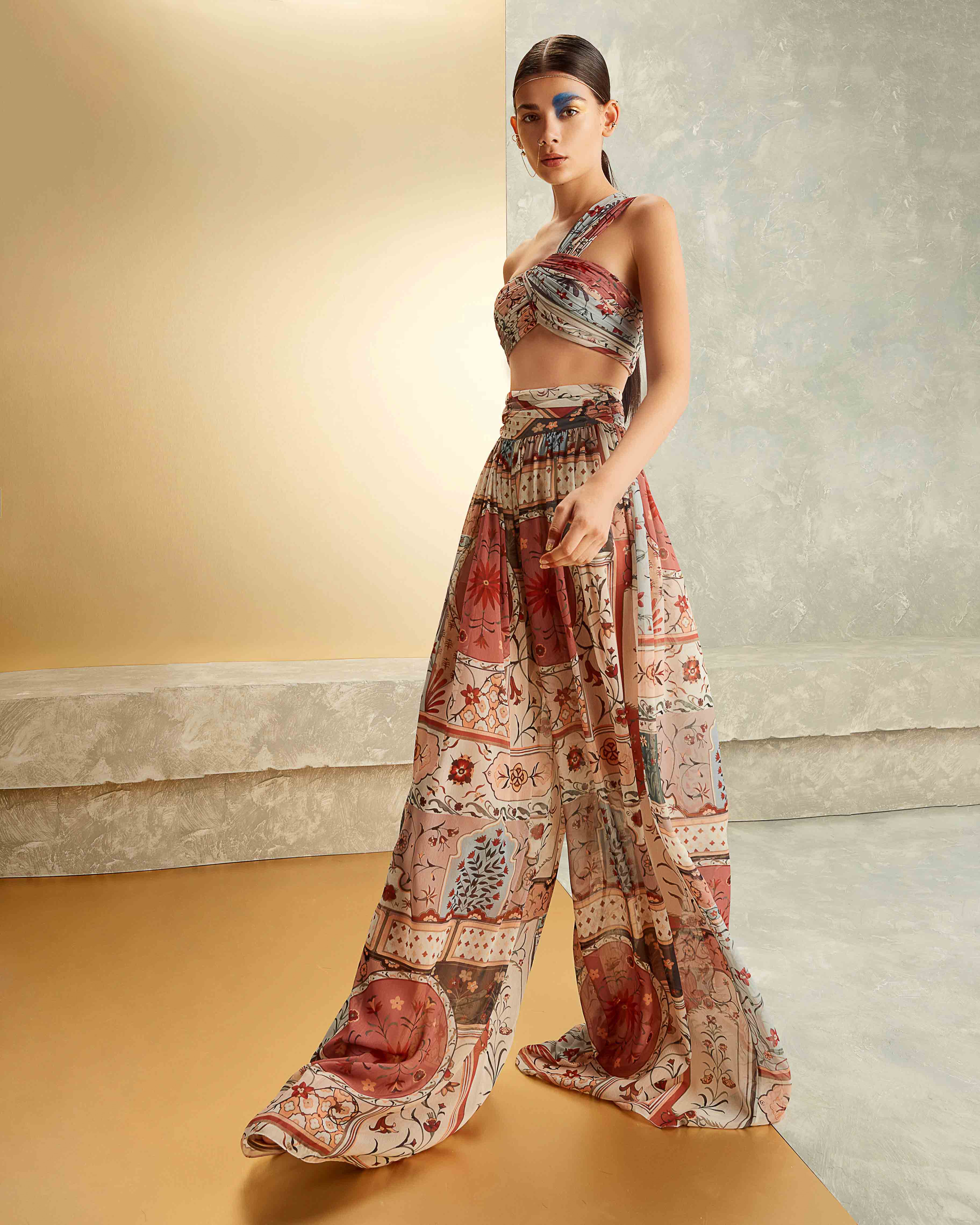 All That RAJ คอลเลกชั่นสปริง/ซัมเมอร์ 2021 จาก CANITT