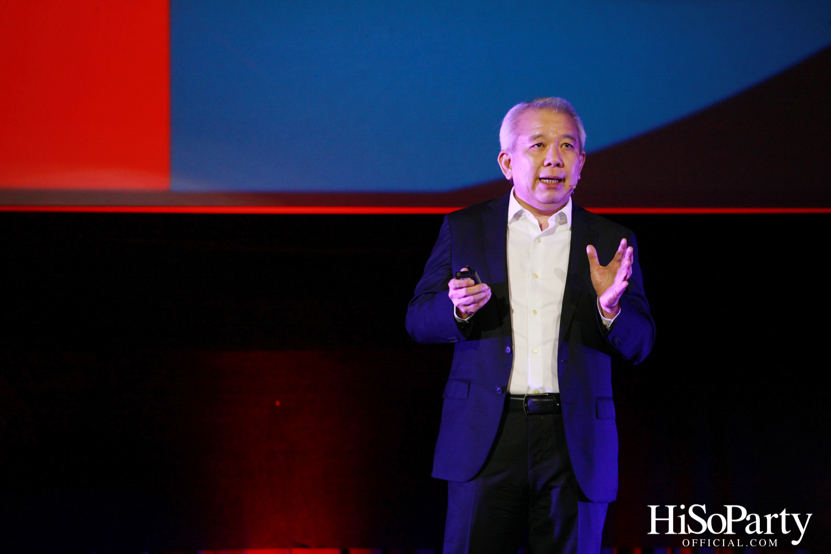 The Mall Group : Envision The Future of Retail / M Online 