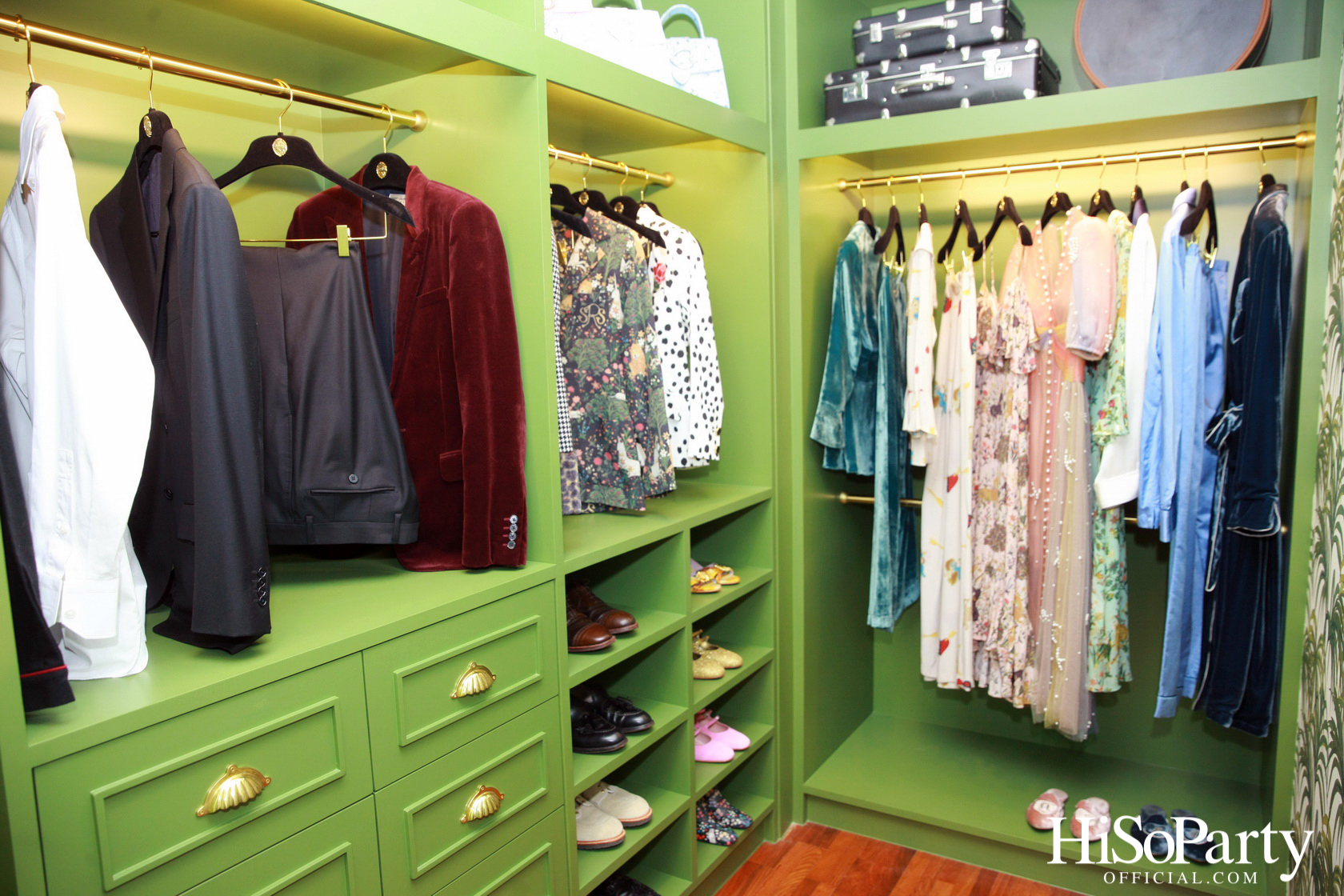 NICHADA x SRETSIS ‘Troppical Magick Villa’