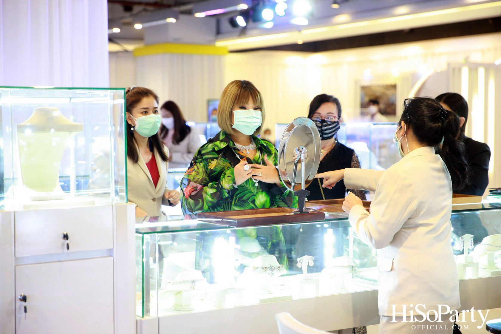 'Experience The New Normal Way of Exhibition' โดย Beauty Gems x HiSoParty 18th Anniversary