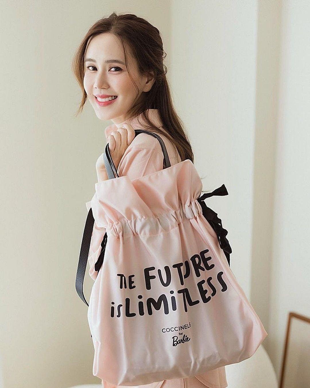 COCCINELLE ร่วมกับ Barbie™ ออกกระเป๋ารุ่นพิเศษ  Coccinelle for Barbie™