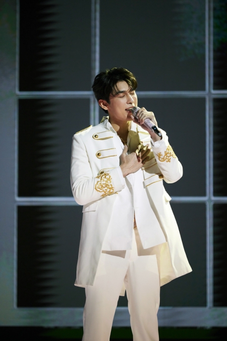 MEW SUPPASIT B.DAY LIVE CONCERT ‘MADE FOR TWO’