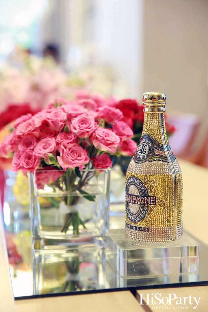 HiSoParty  x 125 SATHORN