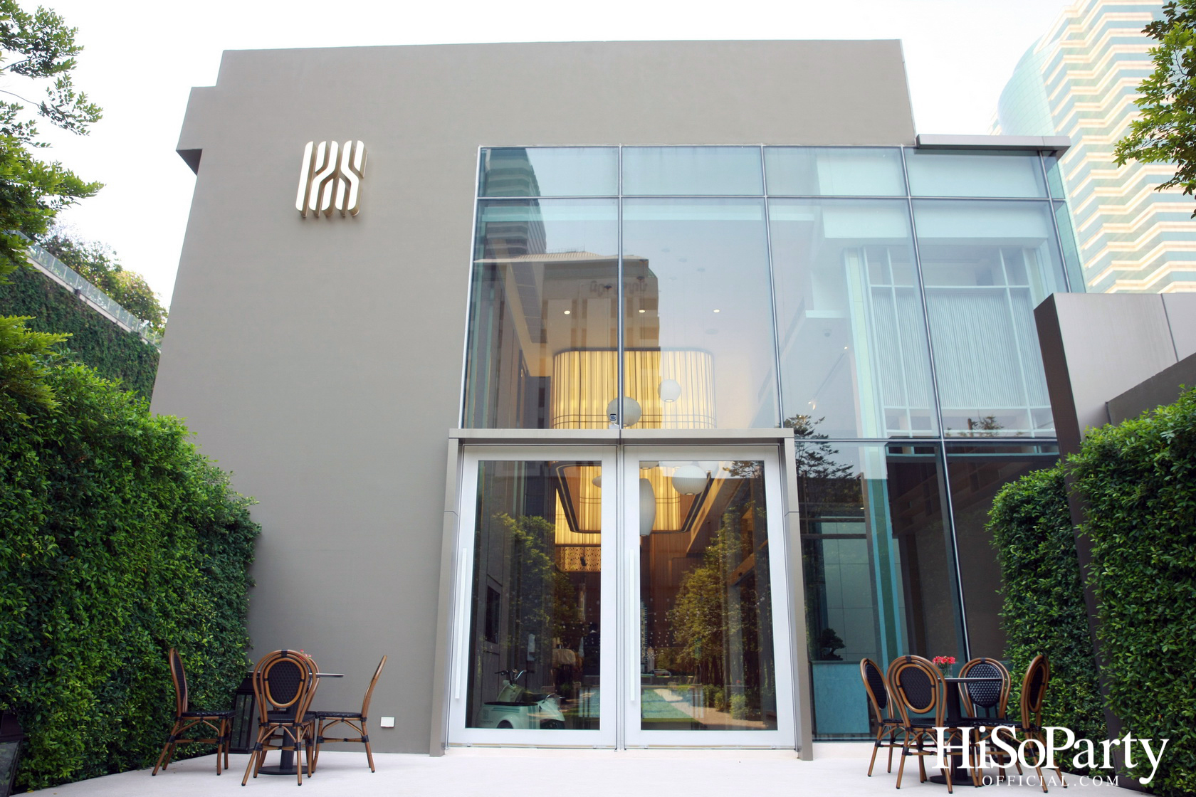 HiSoParty  x 125 SATHORN