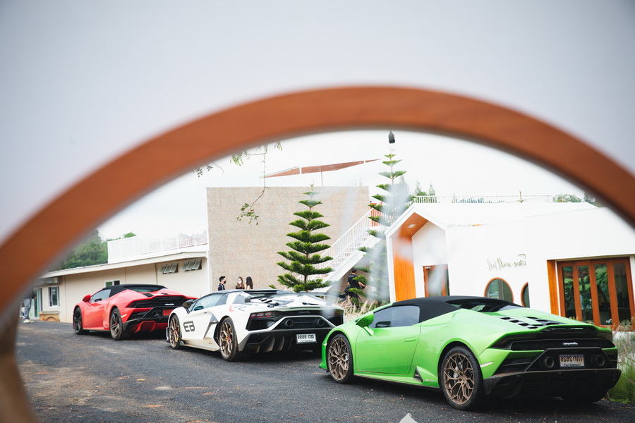 ‘LAMBORGHINI CLUB THAILAND - GIORNO CSR TRIP’ แบ่งปันความสุขสู่น้องๆ นักเรียนโรงเรียนสอนคนตาบอดมกุฎคีรีวัน