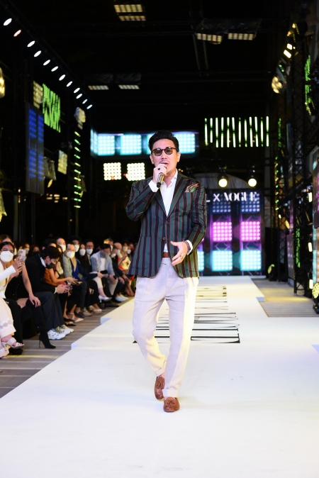 Central X Vogue Summer in The City Fashion Show แฟชั่นโชว์สุดอลังการ ใจกลางเมือง