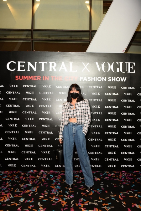 Central X Vogue Summer in The City Fashion Show แฟชั่นโชว์สุดอลังการ ใจกลางเมือง