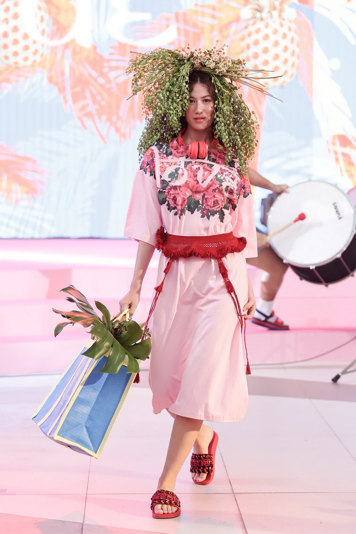 Siam Paragon Summer Wondertel แคมเปญพิเศษที่เนรมิต Beach Resort พร้อมสนาม Skimboard ใจกลางเมือง วันนี้ถึง 24 เม.ย.ศกนี้