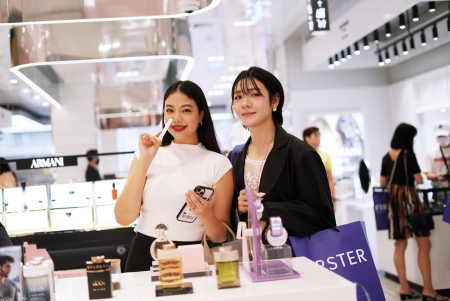 ‘FIRSTER’ มัลติแพลตฟอร์มแห่งการช้อปปิ้ง ฉลองเปิด FIRSTER Flagship Store ครั้งแรกในไทยที่ คิง เพาเวอร์ มหานคร และสยามสแควร์