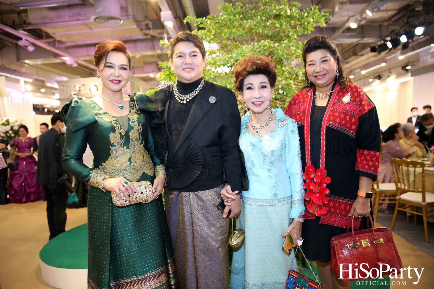 BEAUTY GEMS THE EXTRAVAGANZA OF THAINESS TOGETHER WITH PHLOEN THAI SAMAI NIYOM CLUB