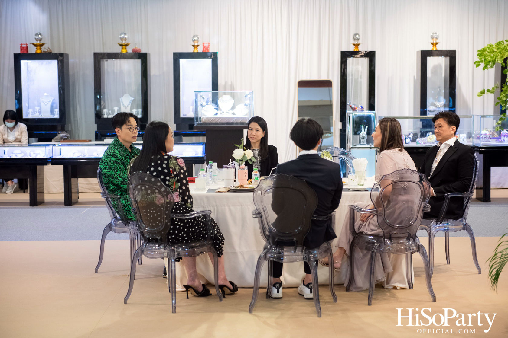 BEAUTY GEMS THE EXTRAVAGANZA OF THAINESS with HiSoParty