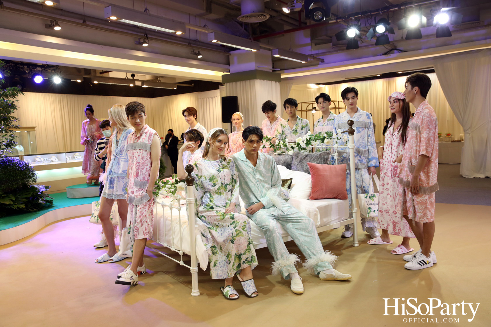 ‘The Luxury Runway PAJAMAS with DIAMOND’ แฟชั่นโชว์สุดเอ็กซ์คลูซีฟ จาก Beauty Gems และ Vintel 