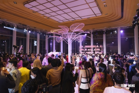 TEAM WANG design จัดซัมเมอร์ปาร์ตี้ ‘MUDANCE’ ครั้งแรกในกรุงเทพฯ เปิดตัวคอลเลกชั่น ‘SPARKLES –MUDANCE’