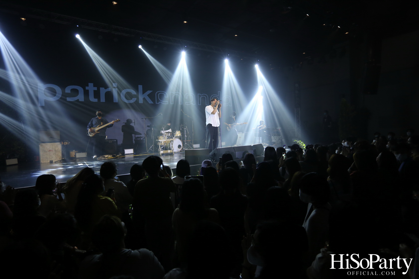 ‘Home Hope Charity Concert’ คอนเซ็ปต์ Net Zero Carbon Footprint Concert for Climate Refugees โดย พราว ธนวิสุทธิ์ และ ติณณ์ ตติยมณีกุล