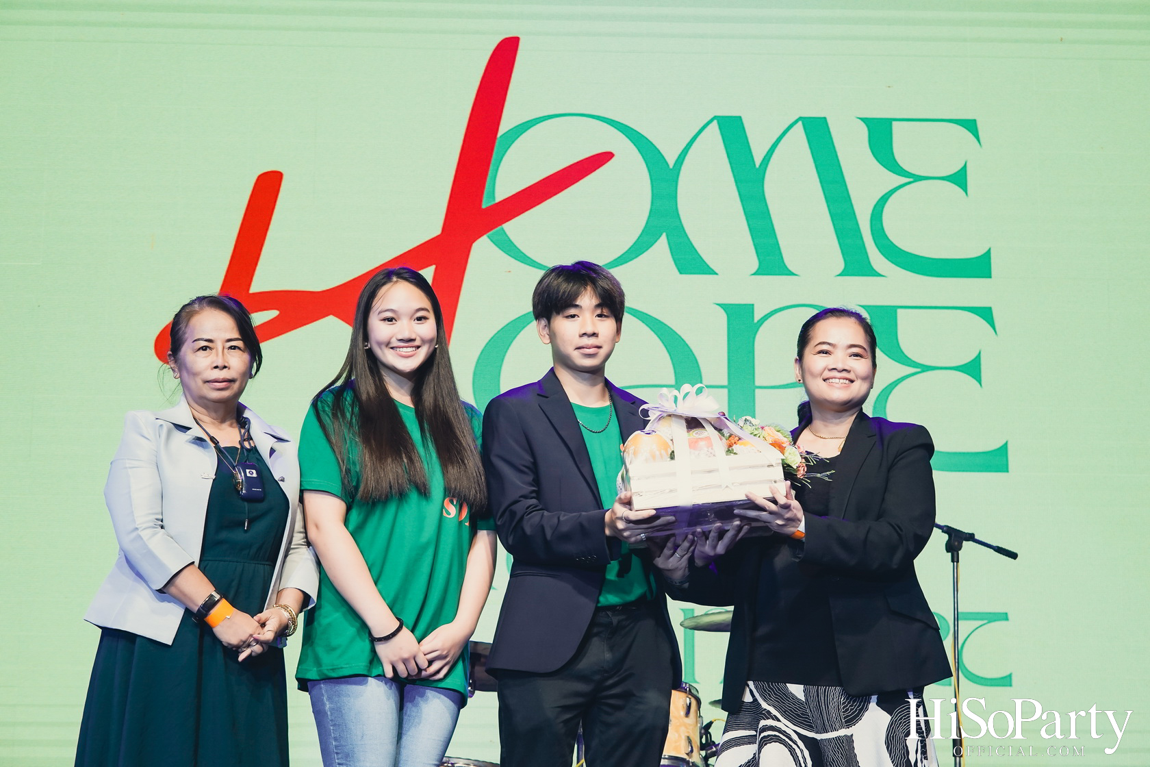 ‘Home Hope Charity Concert’ คอนเซ็ปต์ Net Zero Carbon Footprint Concert for Climate Refugees โดย พราว ธนวิสุทธิ์ และ ติณณ์ ตติยมณีกุล