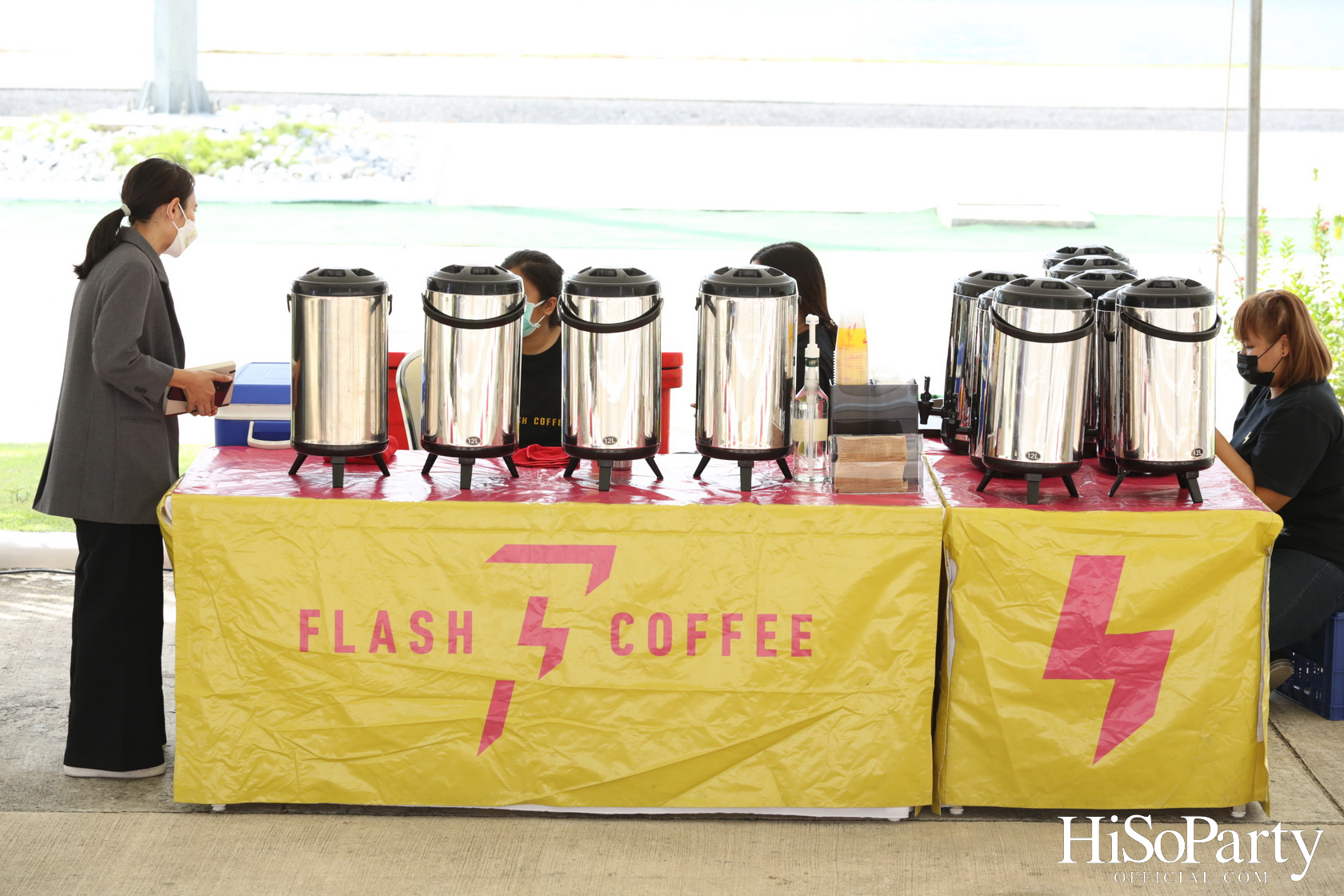 ‘Home Hope Charity Concert’ คอนเซ็ปต์ Net Zero Carbon Footprint Concert for Climate Refugees โดย พราว ธนวิสุทธิ์ และ ติณณ์ ตติยมณีกุล