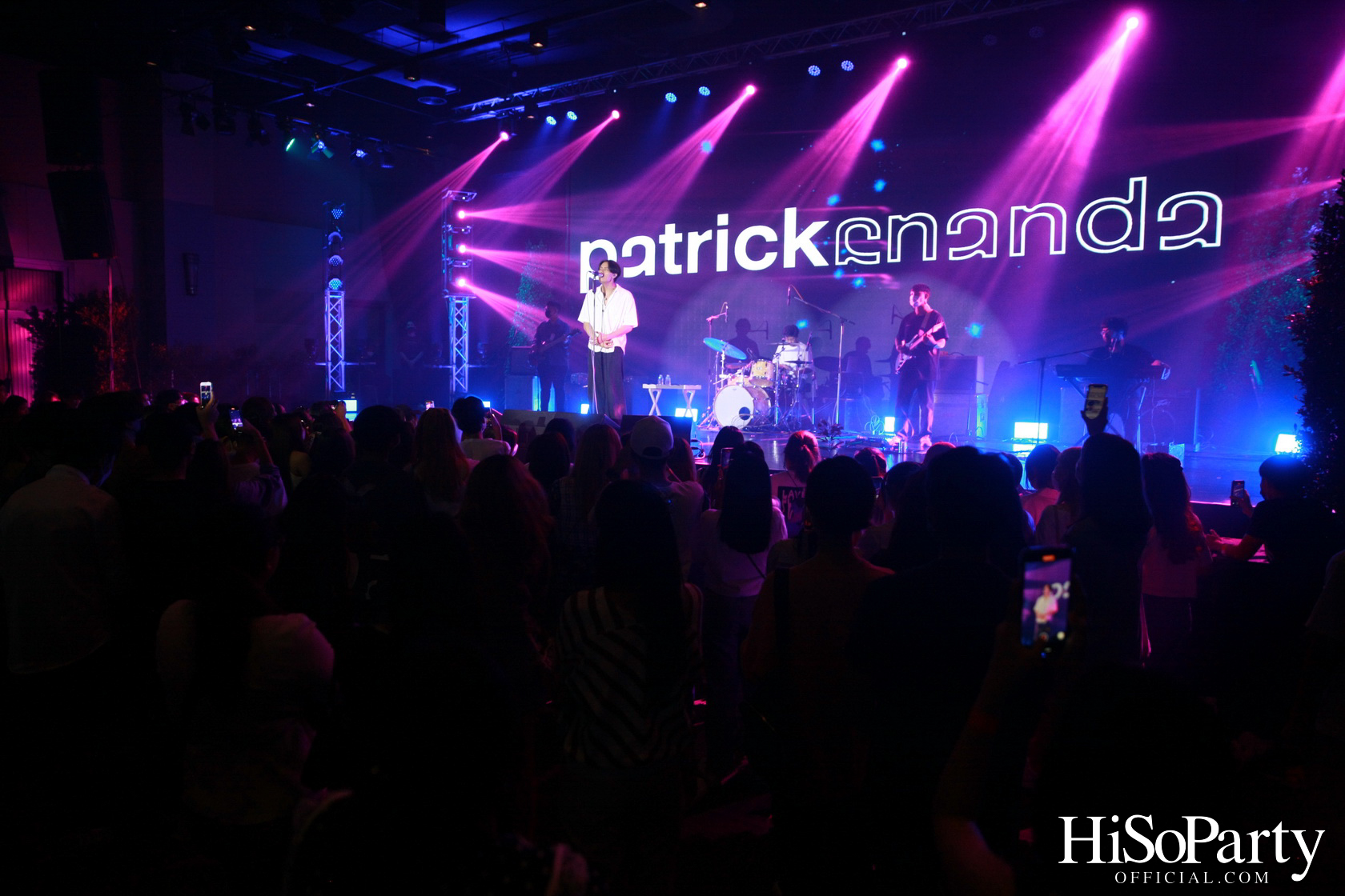 ‘Home Hope Charity Concert’ คอนเซ็ปต์ Net Zero Carbon Footprint Concert for Climate Refugees โดย พราว ธนวิสุทธิ์ และ ติณณ์ ตติยมณีกุล