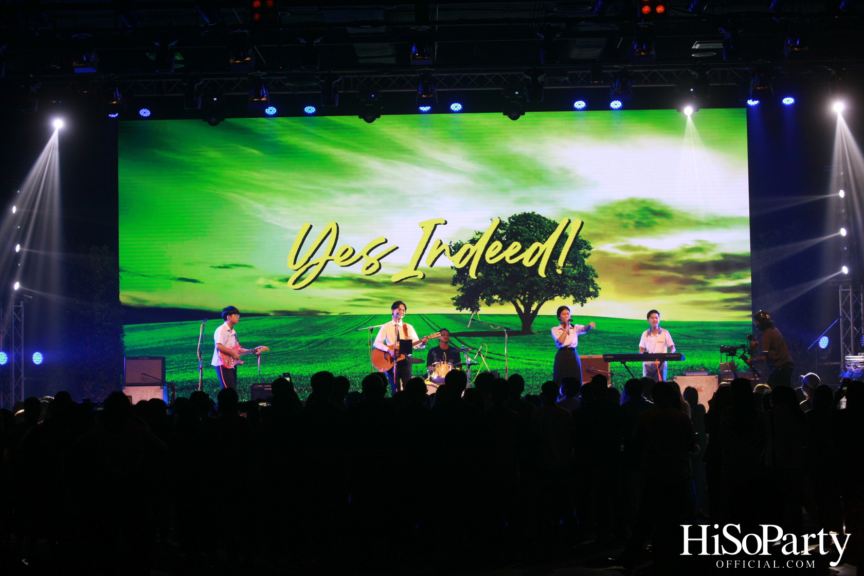 ‘Home Hope Charity Concert’ คอนเซ็ปต์ Net Zero Carbon Footprint Concert for Climate Refugees โดย พราว ธนวิสุทธิ์ และ ติณณ์ ตติยมณีกุล