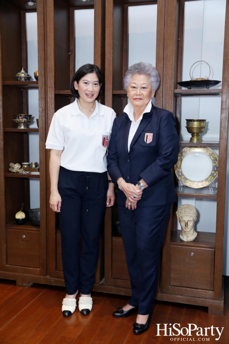 Le Buste du Roi Bhumibol à Lausanne พระภูมิบาล โลซานน์รำลึก