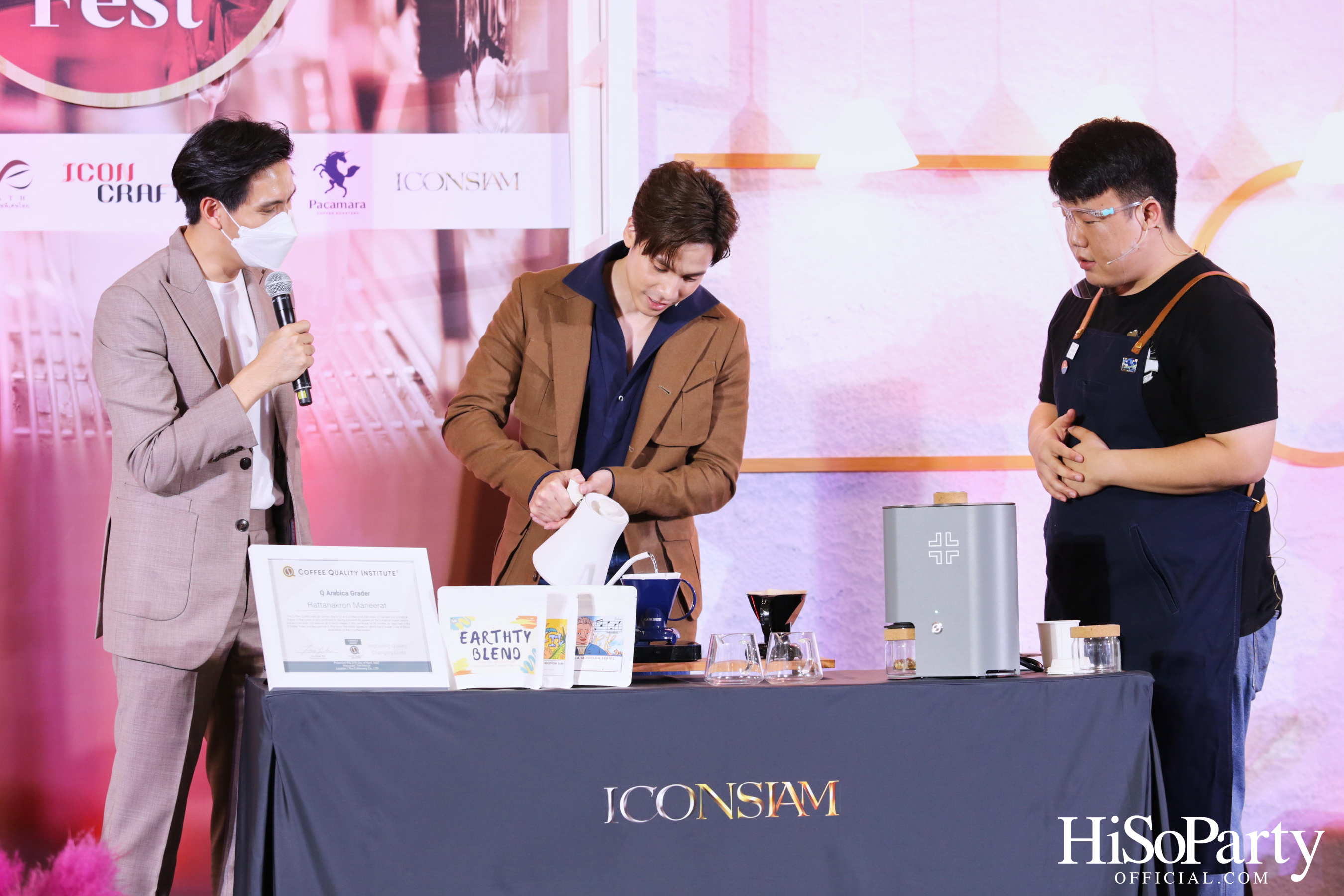 ICONSIAM จัดงาน ‘ICONIC CRAFT COFFEE FEST’ ที่สุดของคาเฟ่แบรนด์ดังและเมล็ดกาแฟคราฟต์ทั่วไทยมาไว้ครบจบที่เดียว