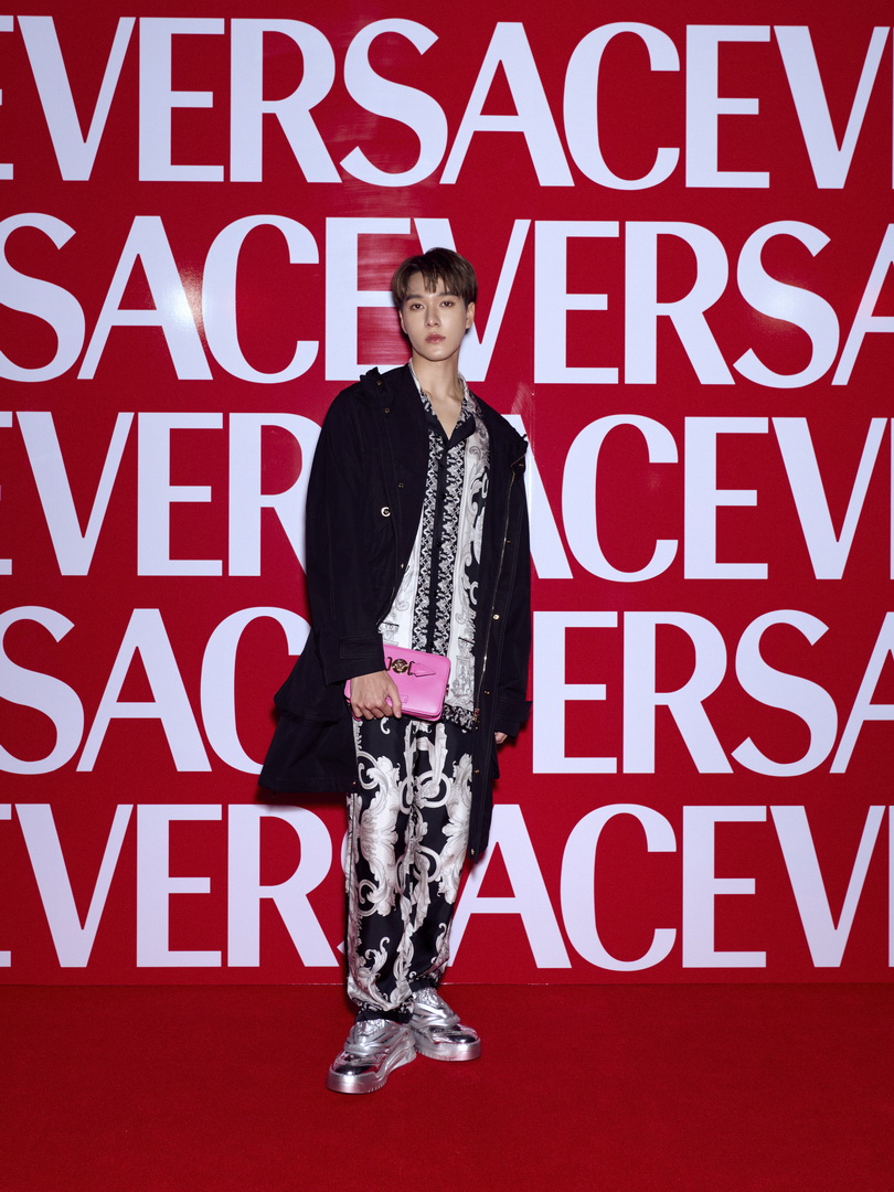 VERSACE FW22 BANGKOK TRUNK SHOW