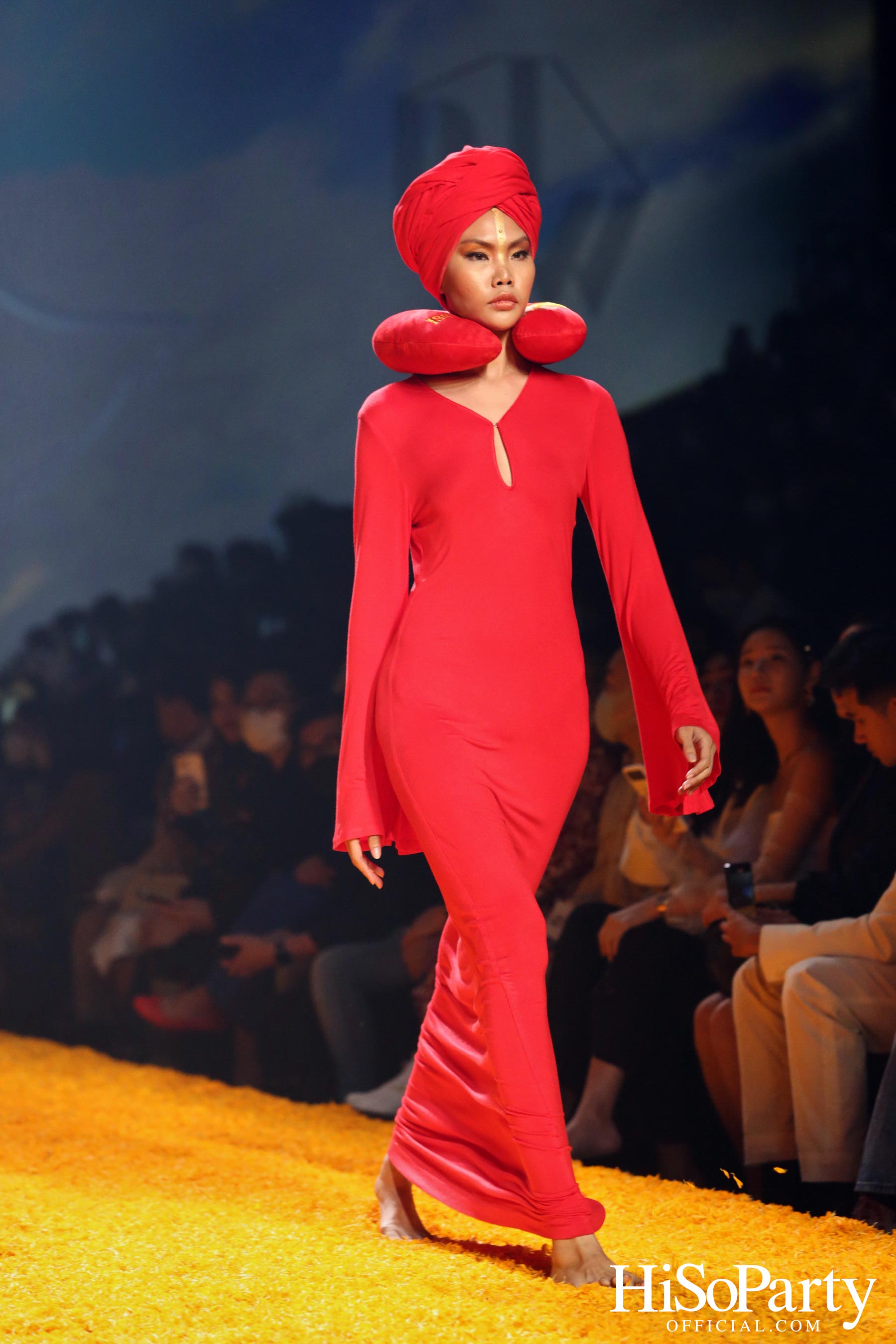 ISSUE presented by TAT @Siam Paragon Bangkok International Fashion Week 2022 (BIFW2022)  