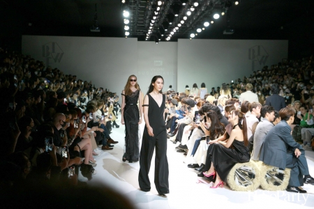 VVON SUGUNNASIL @Siam Paragon Bangkok International Fashion Week 2022 (BIFW2022)