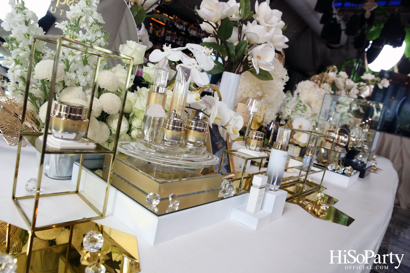 HiSoParty Magazine X Clé de Peau Beauté 