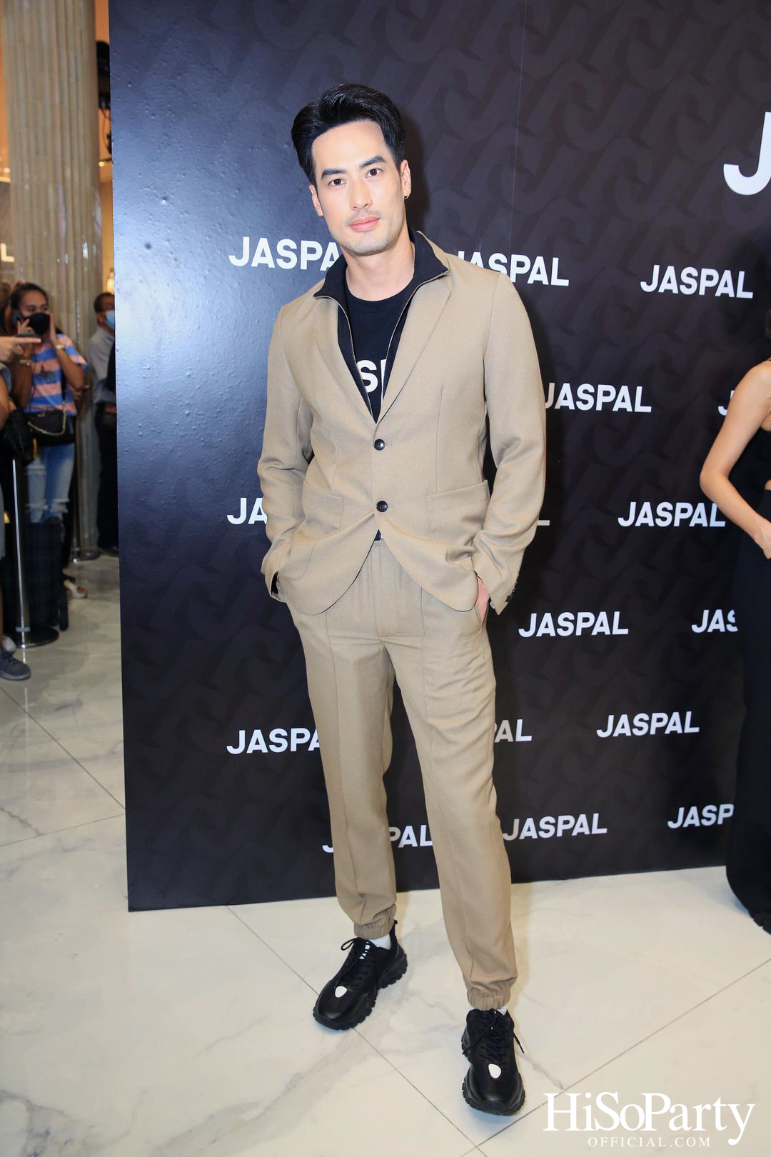 JASPAL ฉลองครบรอบ 50 ปี กับ Time Flies ลายโมโนแกรมสุดเก๋