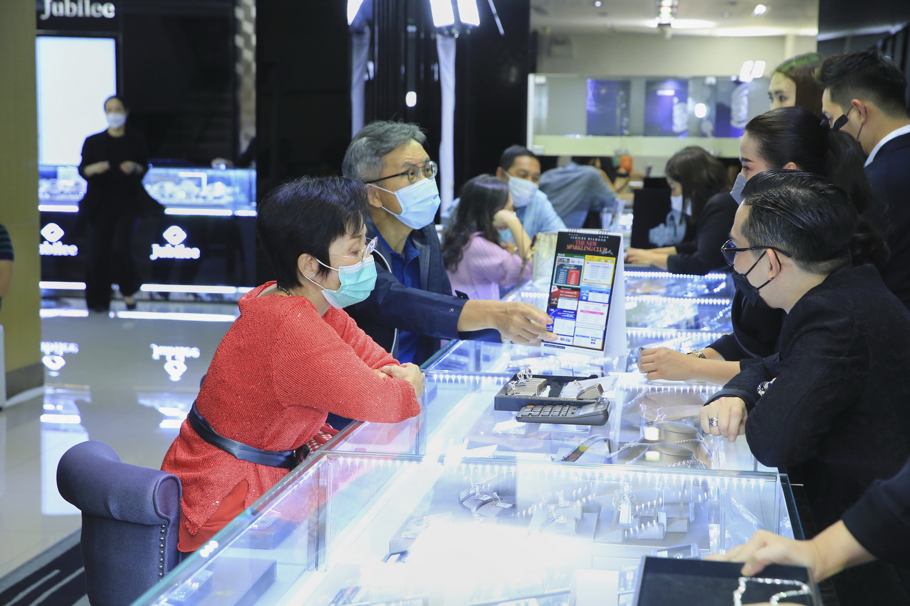 The New Sparkling Club Celebration