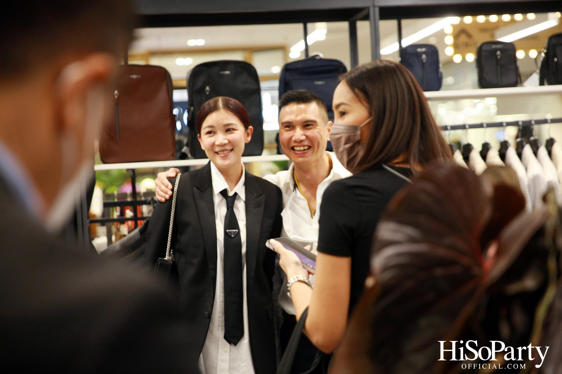 งานเปิดคอลเลกชั่นใหม่ และป๊อบอัพสโตร์แห่งแรกของแบรนด์เสื้อผ้าสำหรับสุภาพบุรุษ Ungaro