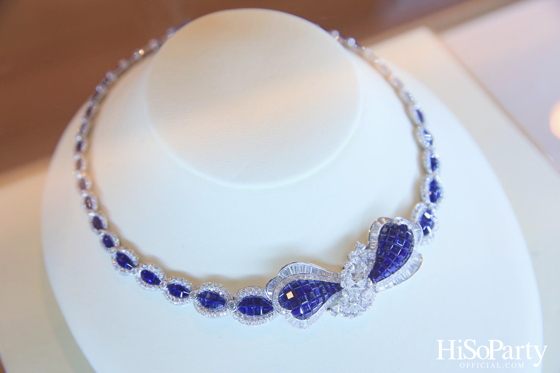 HiSoParty X BEAUTY GEMS ‘THE TIMELESS OF GEMS’