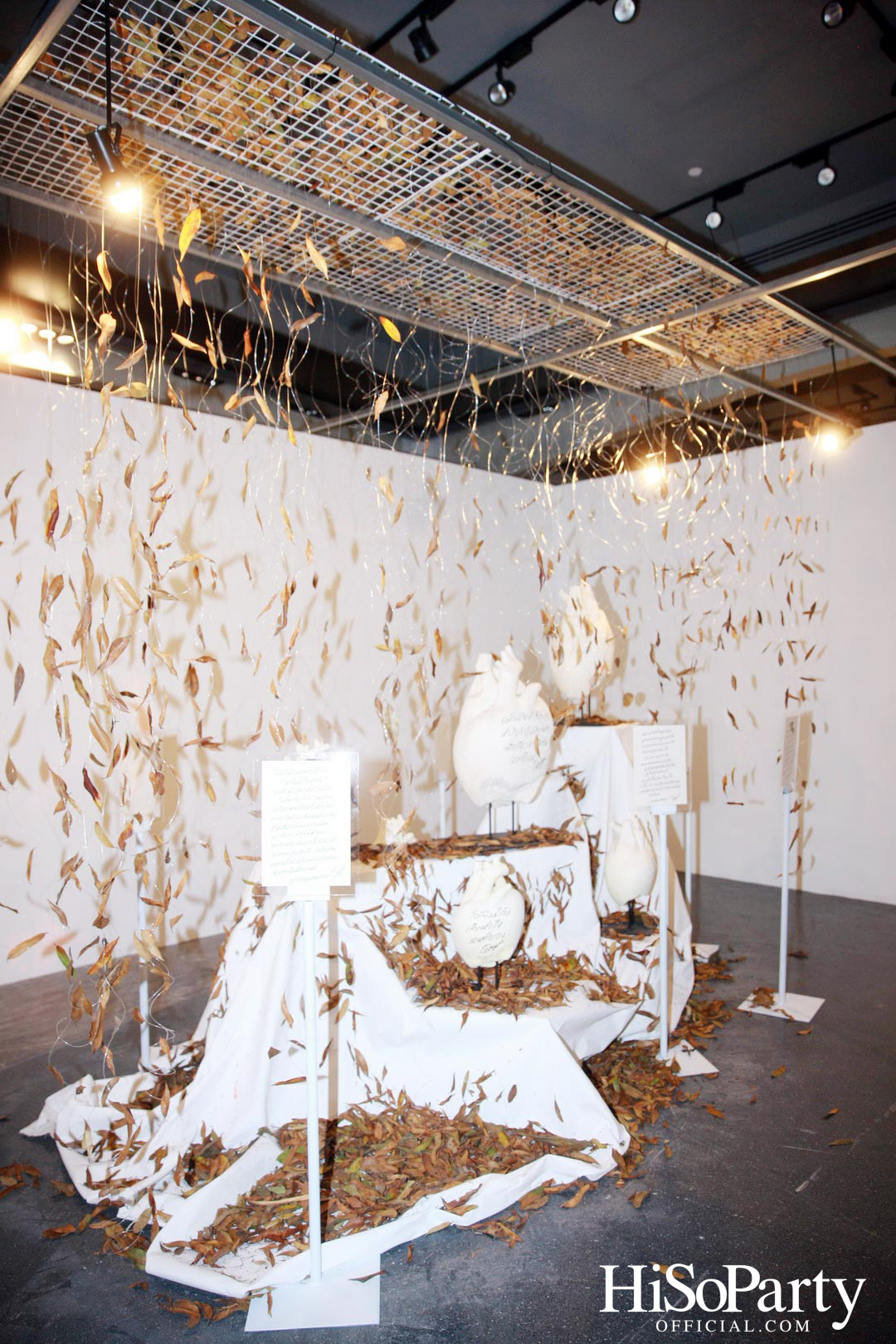 EMFashionicon X Teayiiartworks Exhibition: A Heart To Be Heard